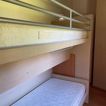 Motta Con Piscina E Tennis Apartamento