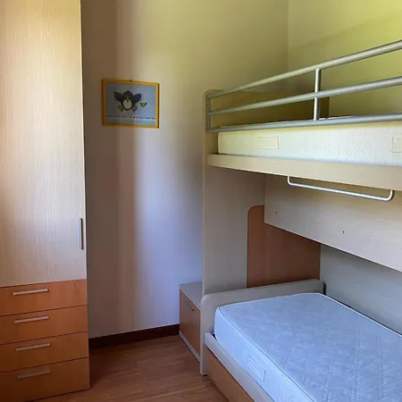 アパート Motta Con Piscina E Tennis